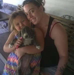 Meet your Posher, Leslie